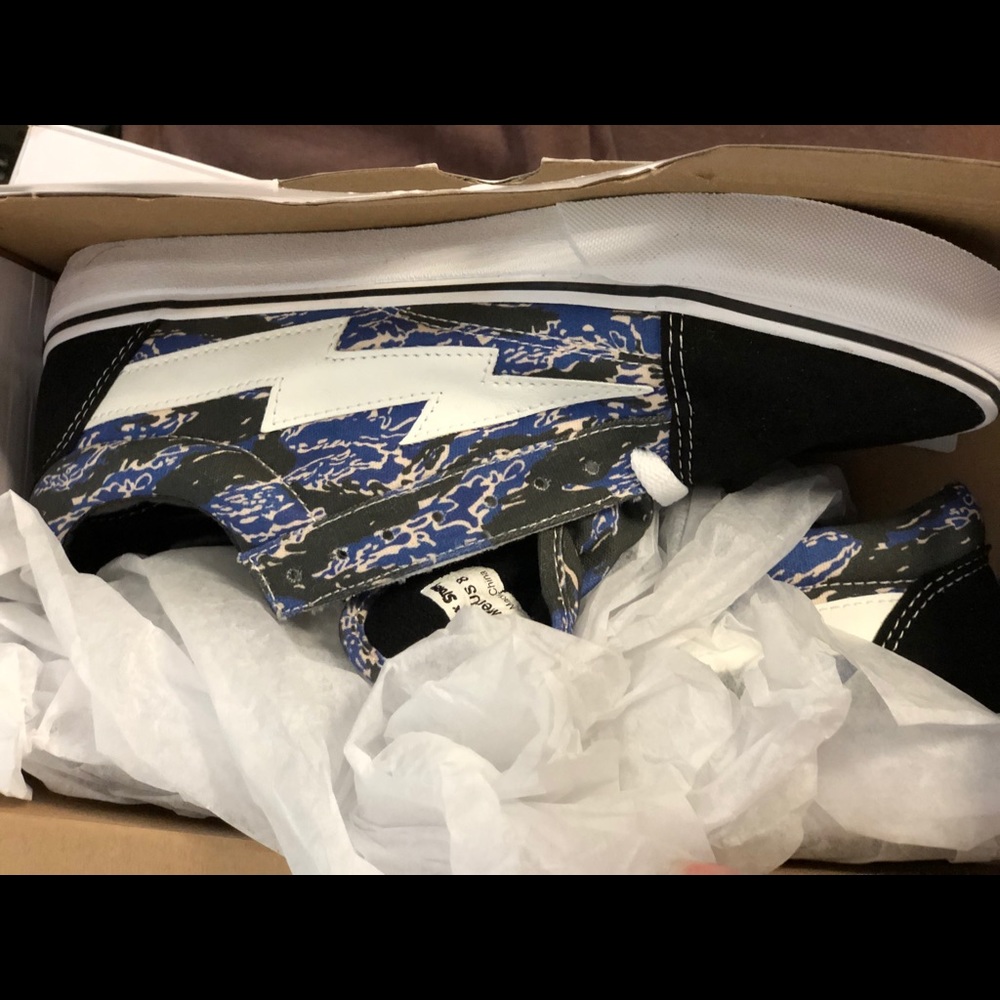 ⚡️NEW: REVENGE X STORM BLUE CAMO SHOES⚡️